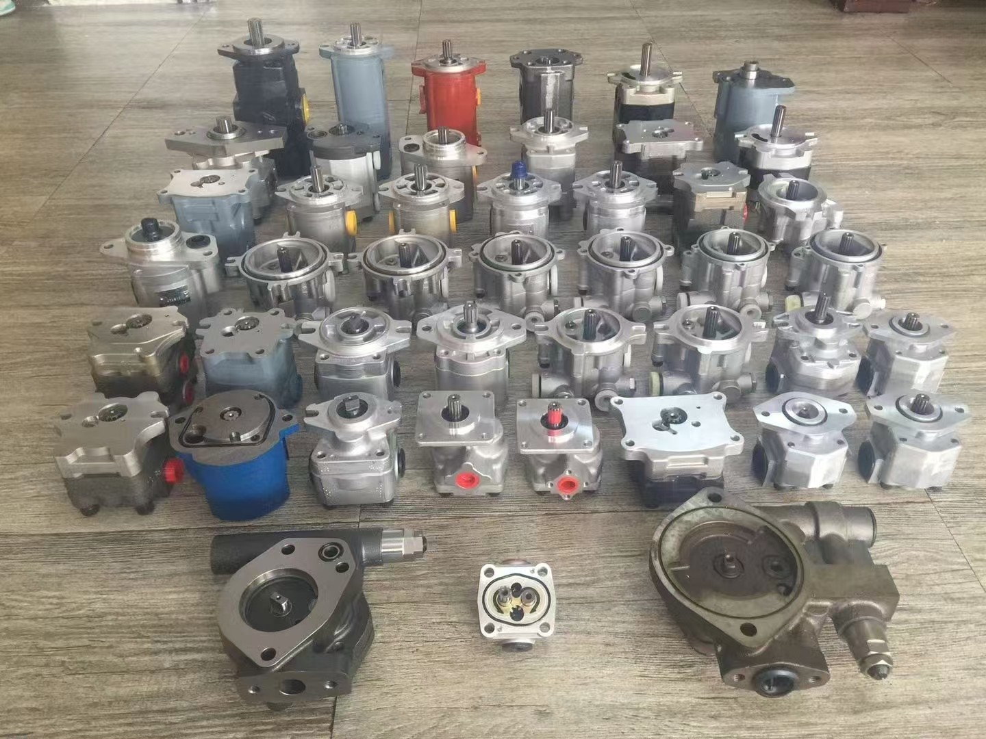 중국 Guangzhou Gangwo Engineering Machinery Parts Department 회사 프로필